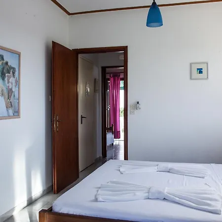 Apartment Areti Orfeas Studios *