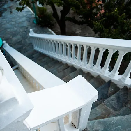 Areti Orfeas Appartement *